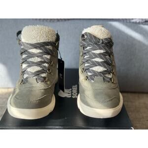 New Sorel Explorer Next Hiker Size‎ 9 Stone Green Insulated & Waterproof